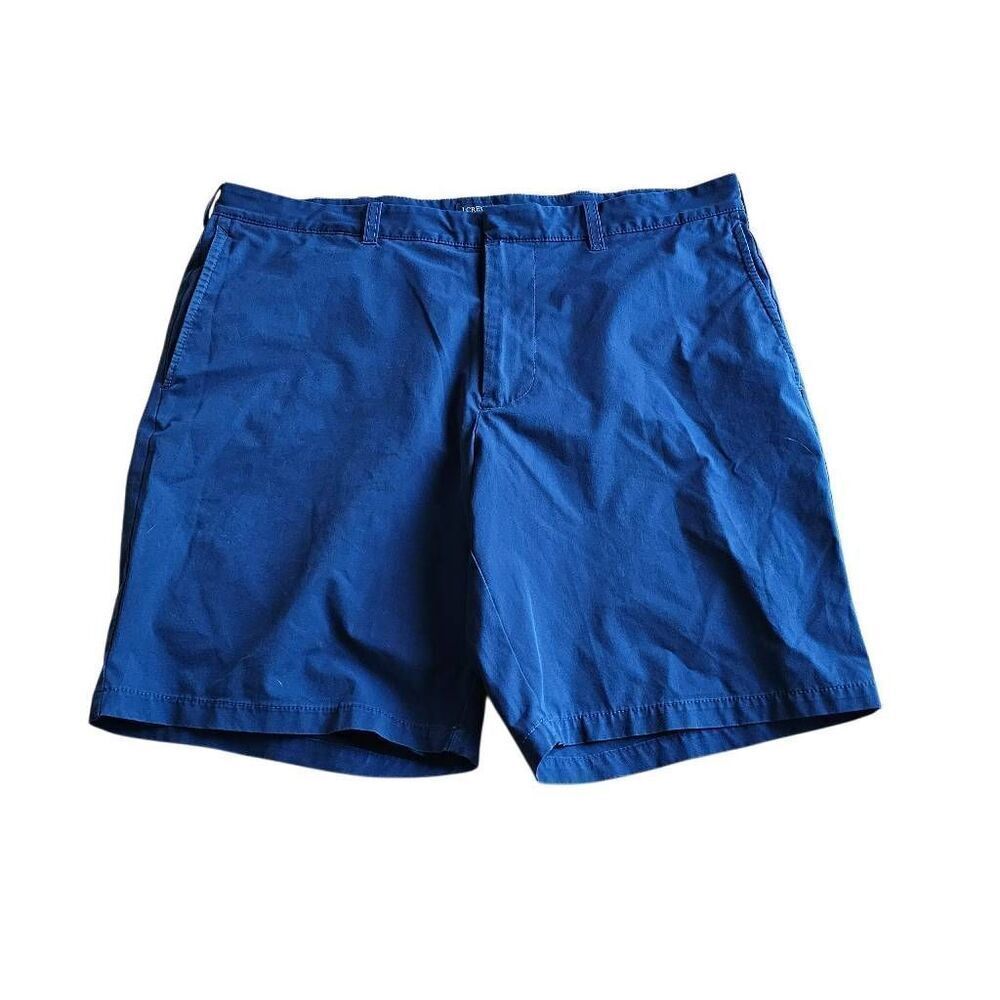 J crew mens Sz 36 9"inseam navy chino shorts